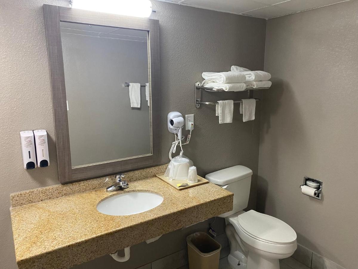 Red Roof Inn Jacksonville, Al Luaran gambar