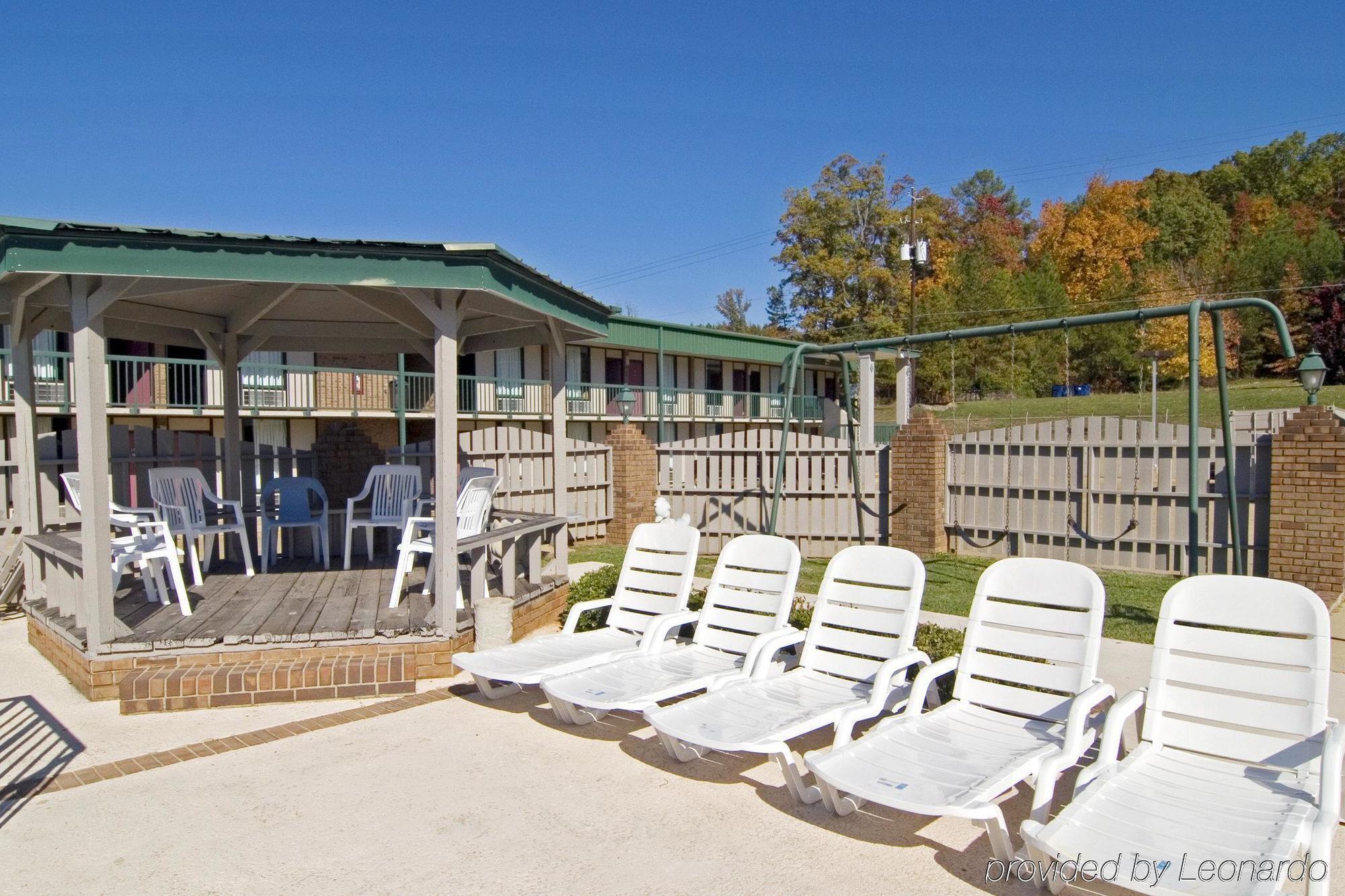 Red Roof Inn Jacksonville, Al Luaran gambar